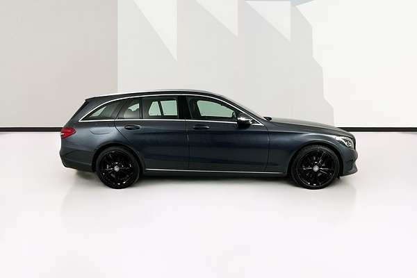 2015 Mercedes-Benz C200  205