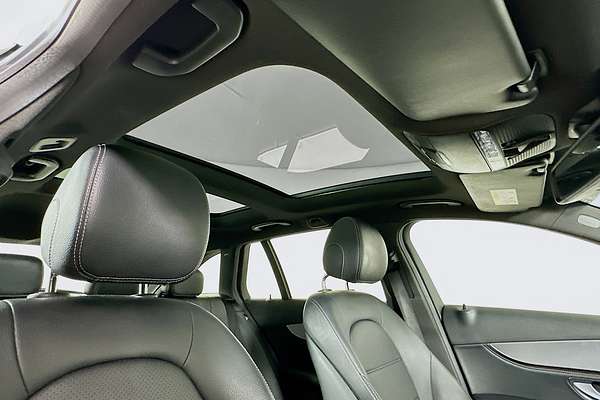 2015 Mercedes-Benz C200  205