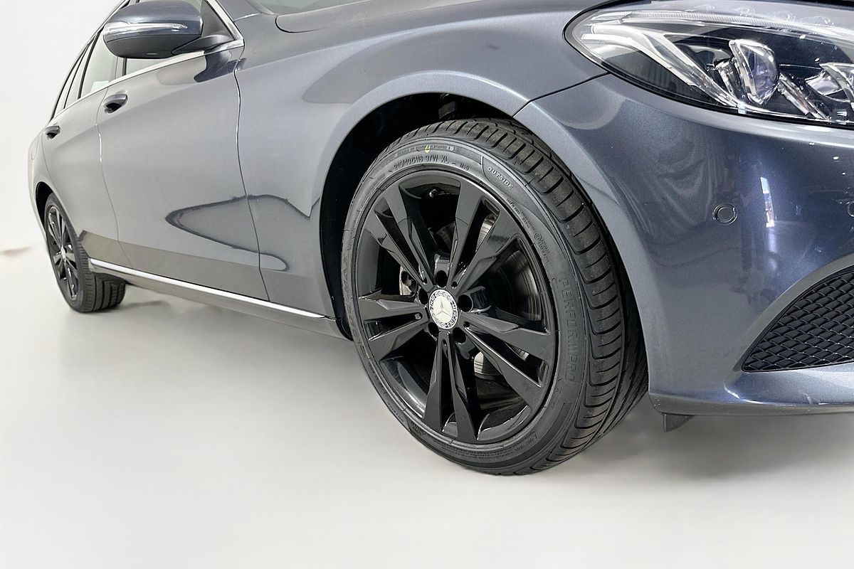 2015 Mercedes-Benz C200  205