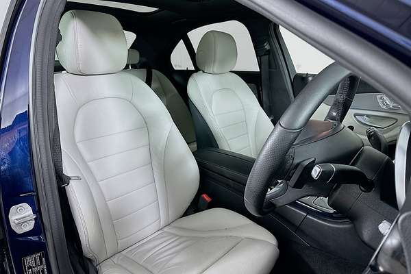 2017 Mercedes-Benz C250  205 MY17