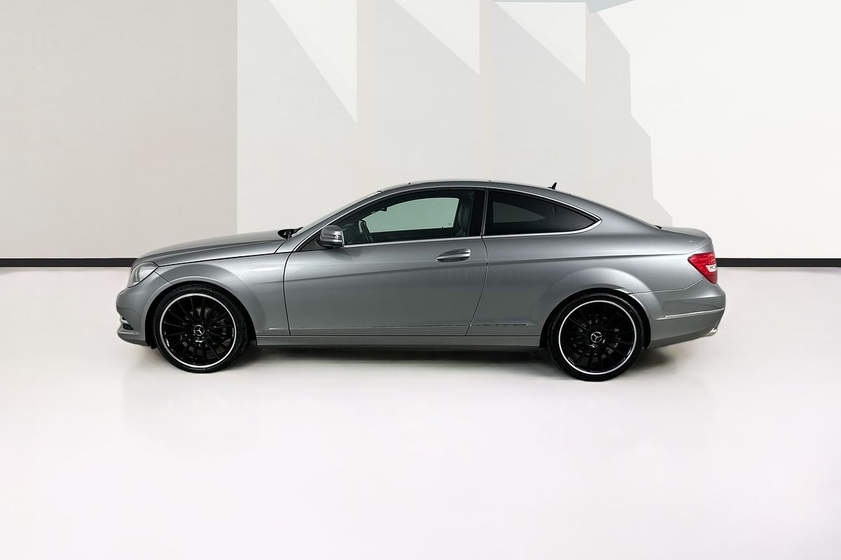 2012 Mercedes-Benz C250 CDI BE W204 MY11