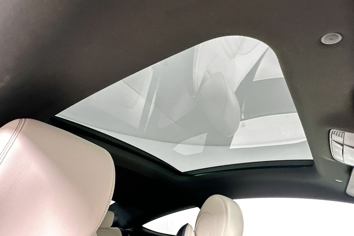 2019 Mercedes-Benz C300  205 MY19