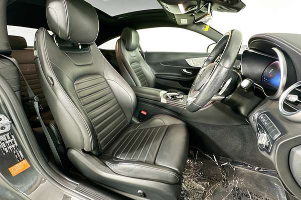 2022 Mercedes-Benz C300  C205 MY22