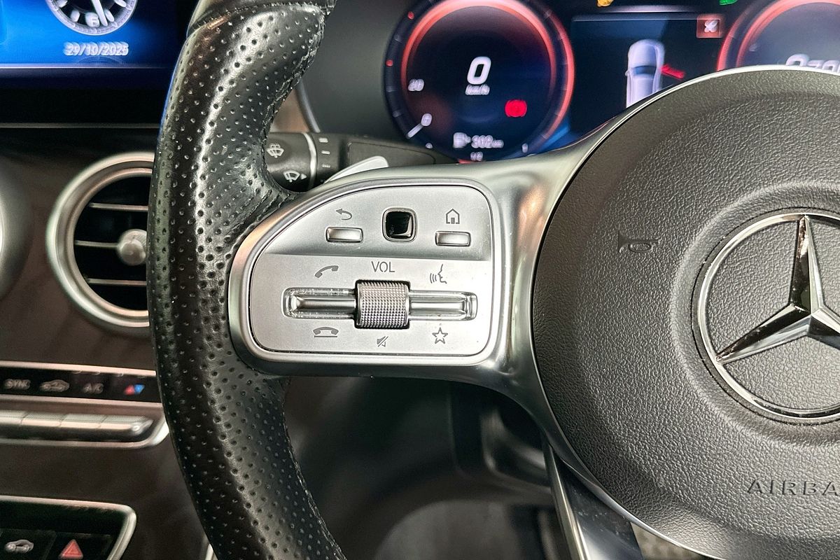 2022 Mercedes-Benz C300  C205 MY22