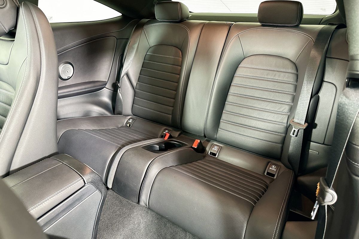 2022 Mercedes-Benz C300  C205 MY22