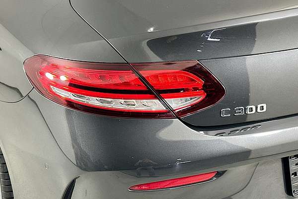 2022 Mercedes-Benz C300  C205 MY22