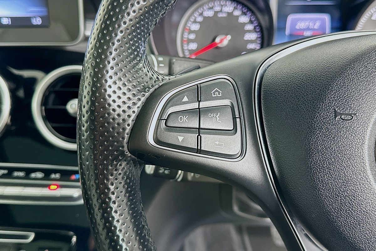 2015 Mercedes-Benz C300 BLUETEC HYBRID 205