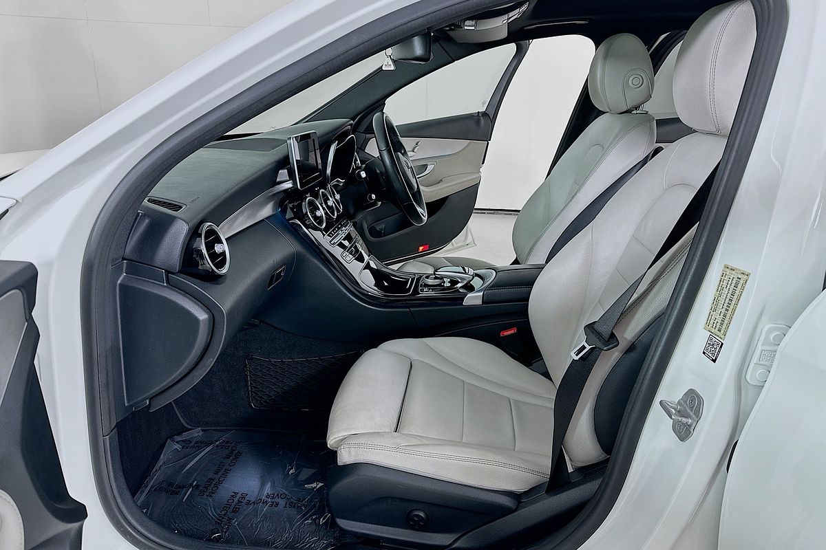 2015 Mercedes-Benz C300 BLUETEC HYBRID 205