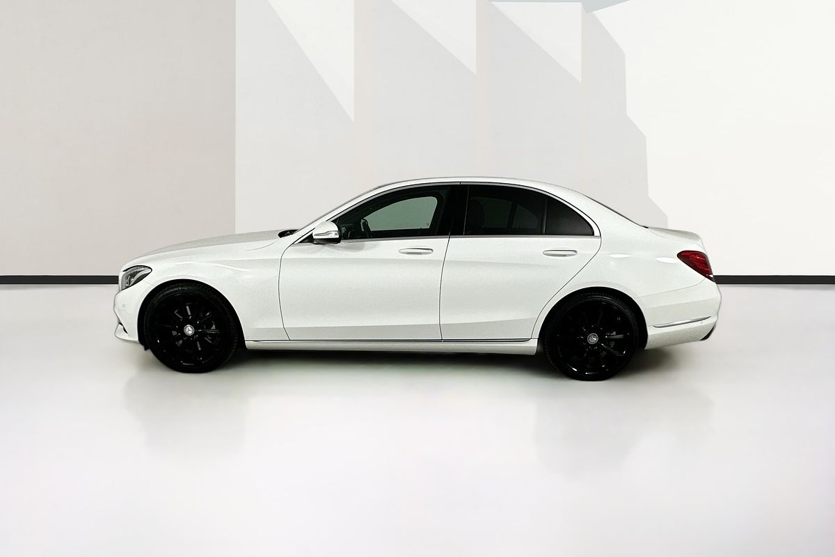 2015 Mercedes-Benz C300 BLUETEC HYBRID 205