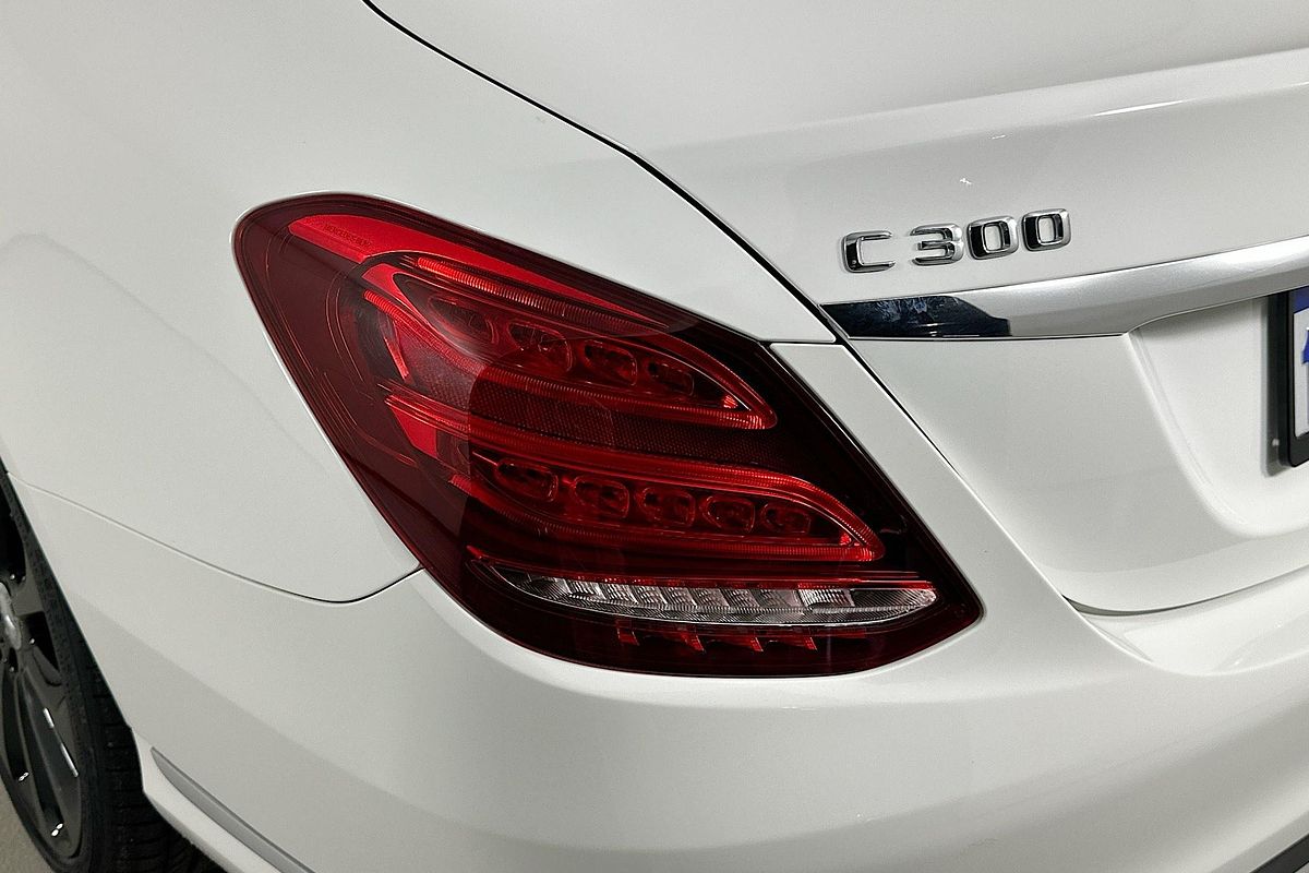 2015 Mercedes-Benz C300 BLUETEC HYBRID 205