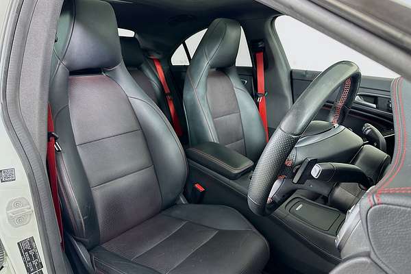 2015 Mercedes-Benz CLA 250 SPORT 4MATIC 117 MY15