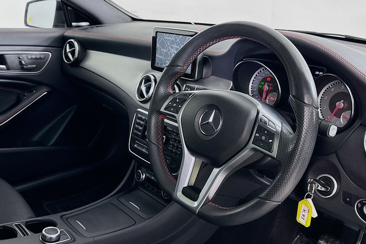 2015 Mercedes-Benz CLA 250 SPORT 4MATIC 117 MY15