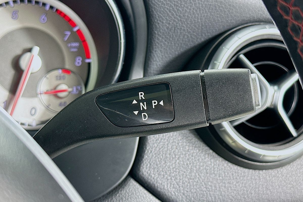 2015 Mercedes-Benz CLA 250 SPORT 4MATIC 117 MY15