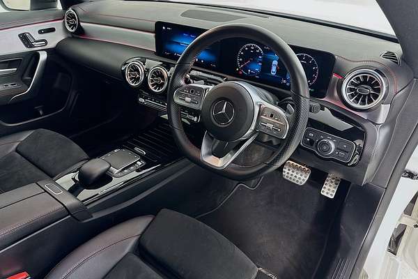 2022 Mercedes-Benz CLA 250 4MATIC C118 MY22