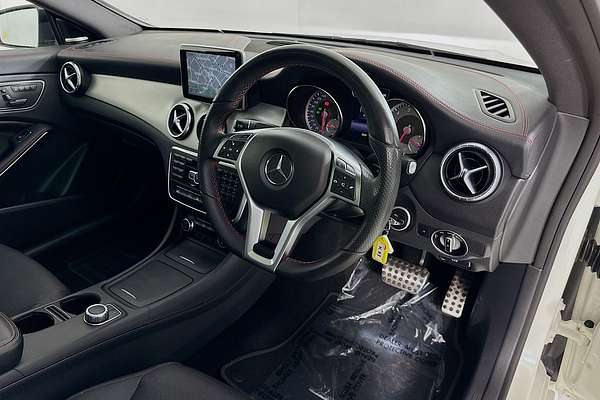 2015 Mercedes-Benz CLA 250 SPORT 4MATIC 117 MY15