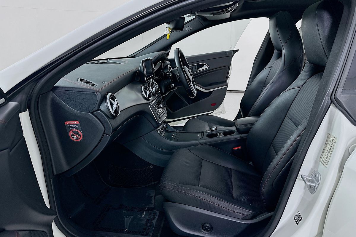 2015 Mercedes-Benz CLA 250 SPORT 4MATIC 117 MY15