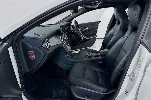 2015 Mercedes-Benz CLA 250 SPORT 4MATIC 117 MY15