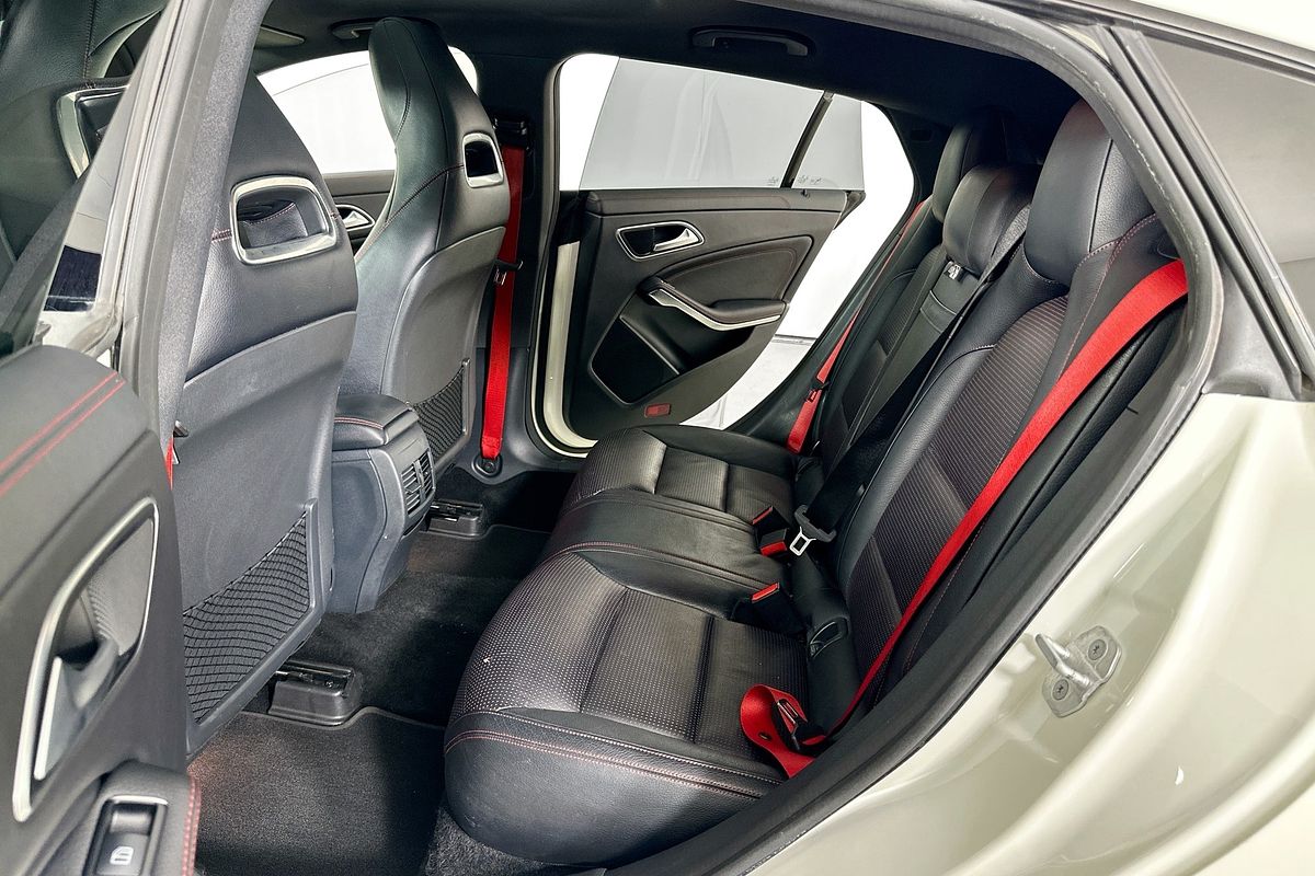2015 Mercedes-Benz CLA 250 SPORT 4MATIC S/BRAKE 117