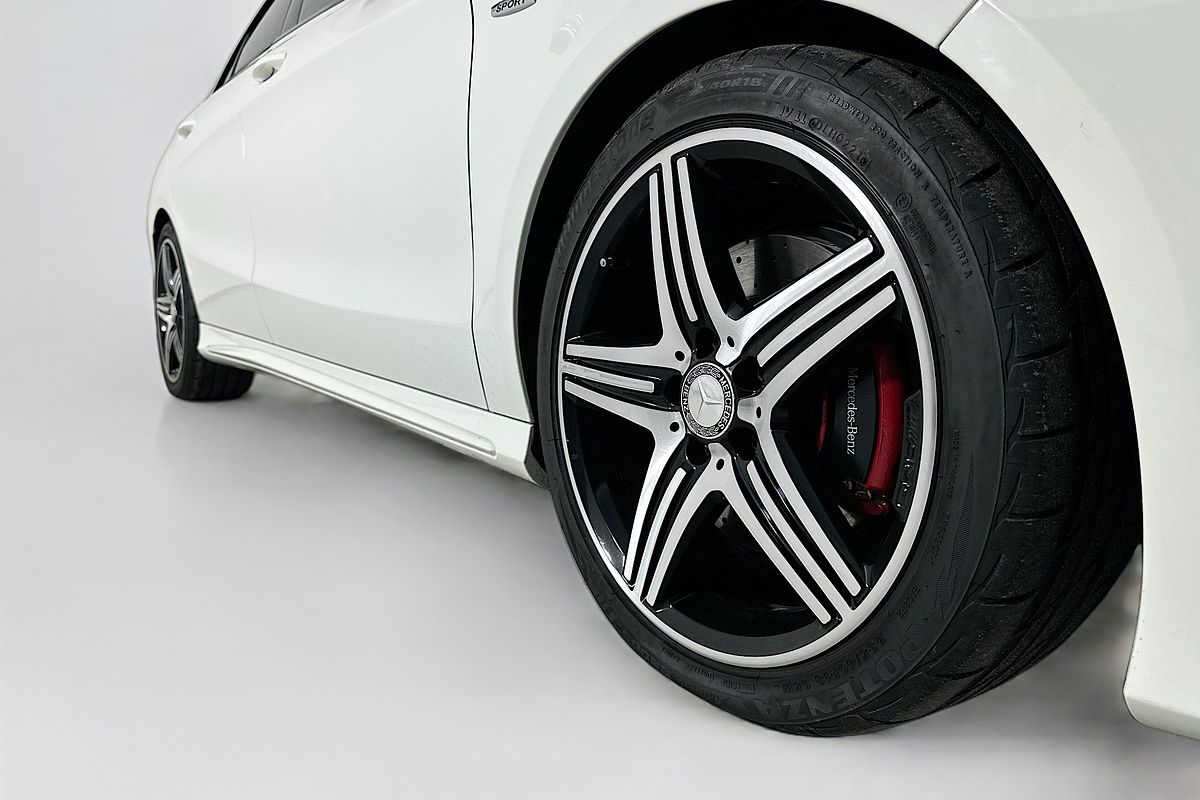 2015 Mercedes-Benz CLA 250 SPORT 4MATIC 117 MY15