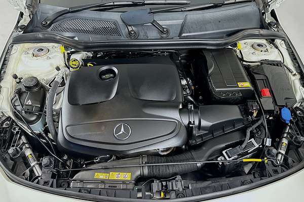 2015 Mercedes-Benz CLA 250 SPORT 4MATIC 117 MY15