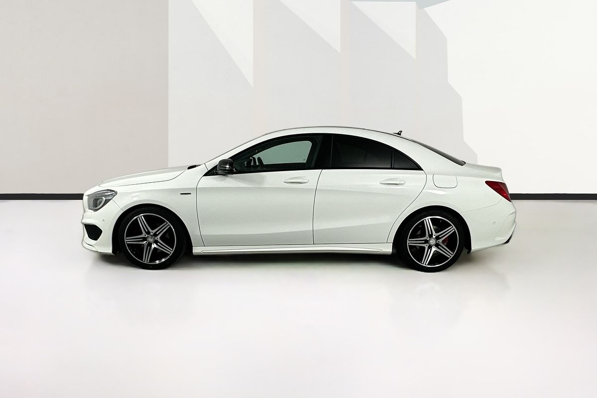 2015 Mercedes-Benz CLA 250 SPORT 4MATIC 117 MY15