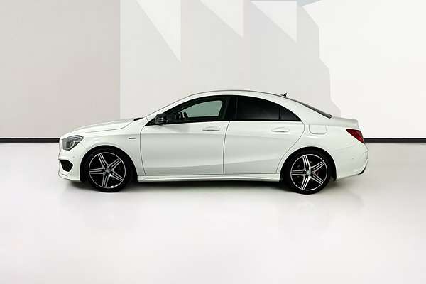 2015 Mercedes-Benz CLA 250 SPORT 4MATIC 117 MY15