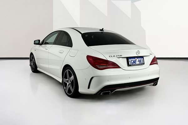 2015 Mercedes-Benz CLA 250 SPORT 4MATIC 117 MY15