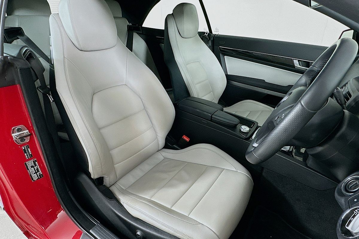 2010 Mercedes-Benz E250 CGI ELEGANCE 207