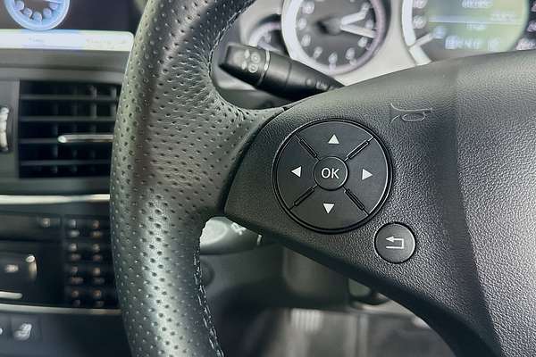 2010 Mercedes-Benz E250 CGI ELEGANCE 207