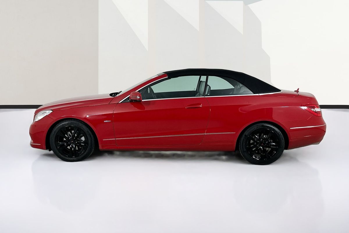 2010 Mercedes-Benz E250 CGI ELEGANCE 207