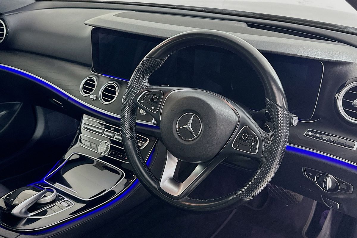 2017 Mercedes-Benz E300  213