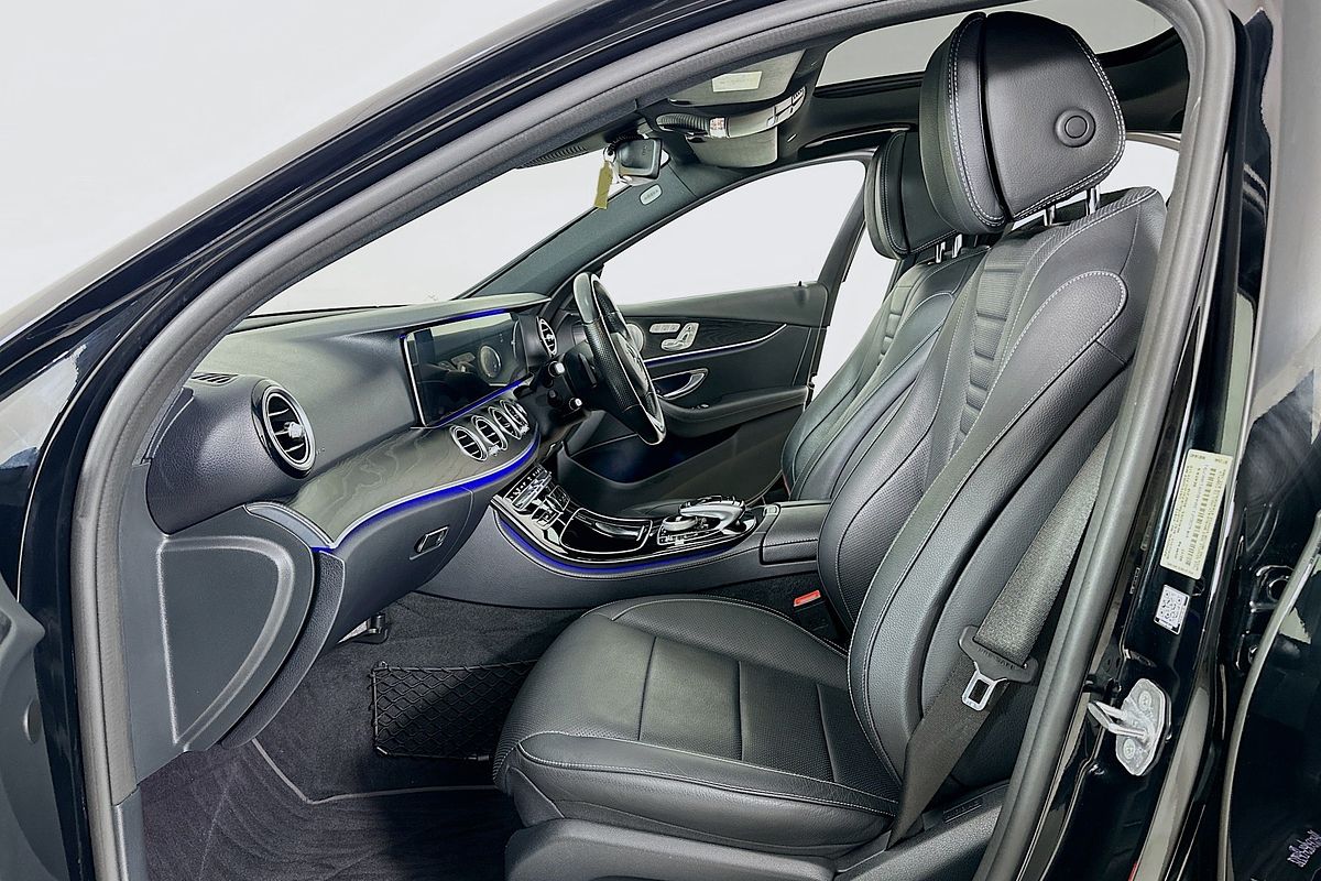 2017 Mercedes-Benz E300  213