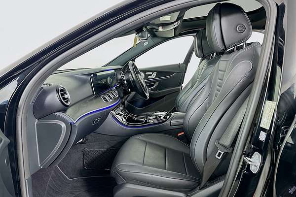 2017 Mercedes-Benz E300  213
