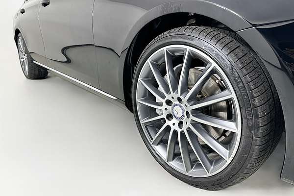 2017 Mercedes-Benz E300  213