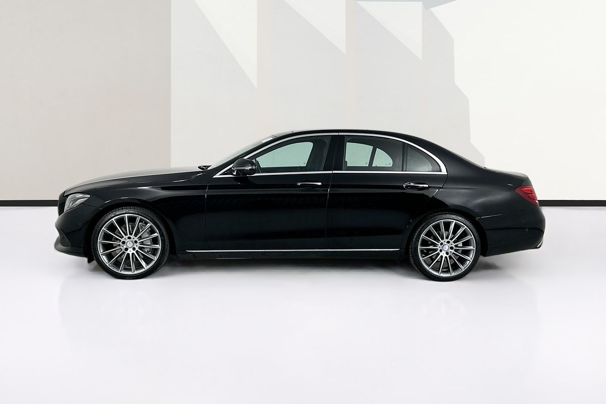 2017 Mercedes-Benz E300  213