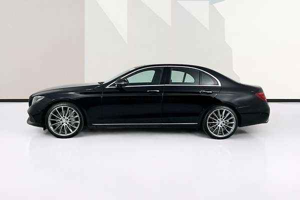 2017 Mercedes-Benz E300  213