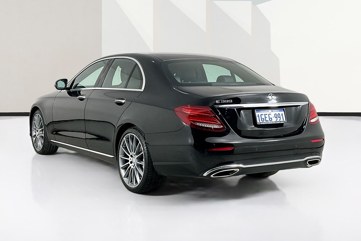 2017 Mercedes-Benz E300  213