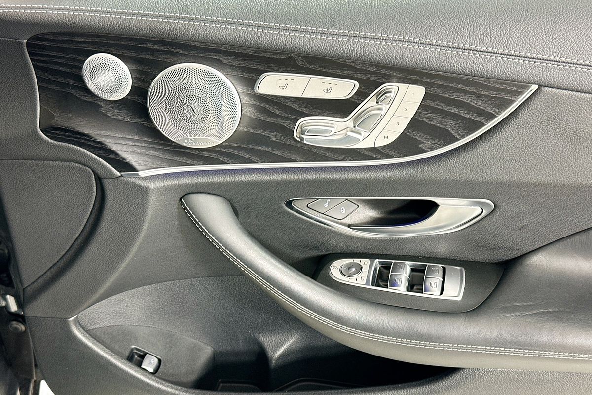 2020 Mercedes-Benz E300  C238 MY20.5