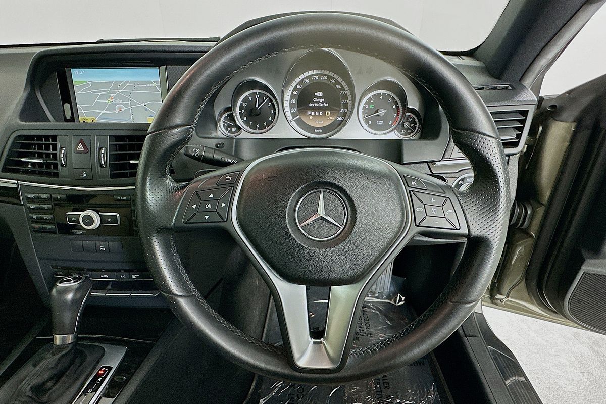 2011 Mercedes-Benz E350 ELEGANCE 207 MY11