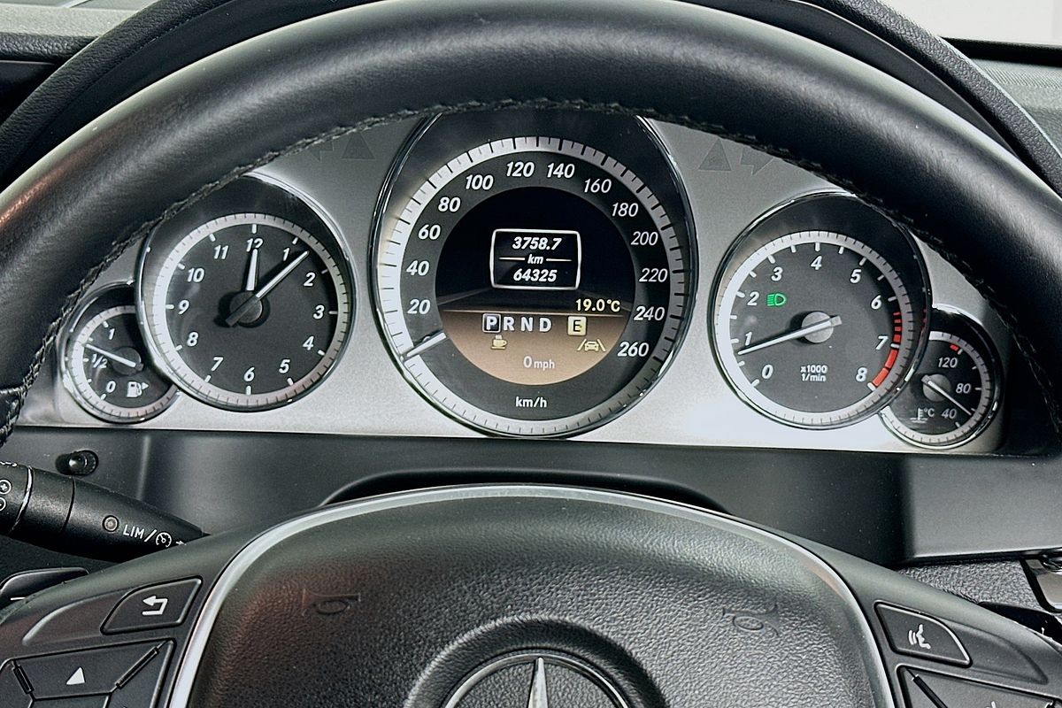 2011 Mercedes-Benz E350 ELEGANCE 207 MY11