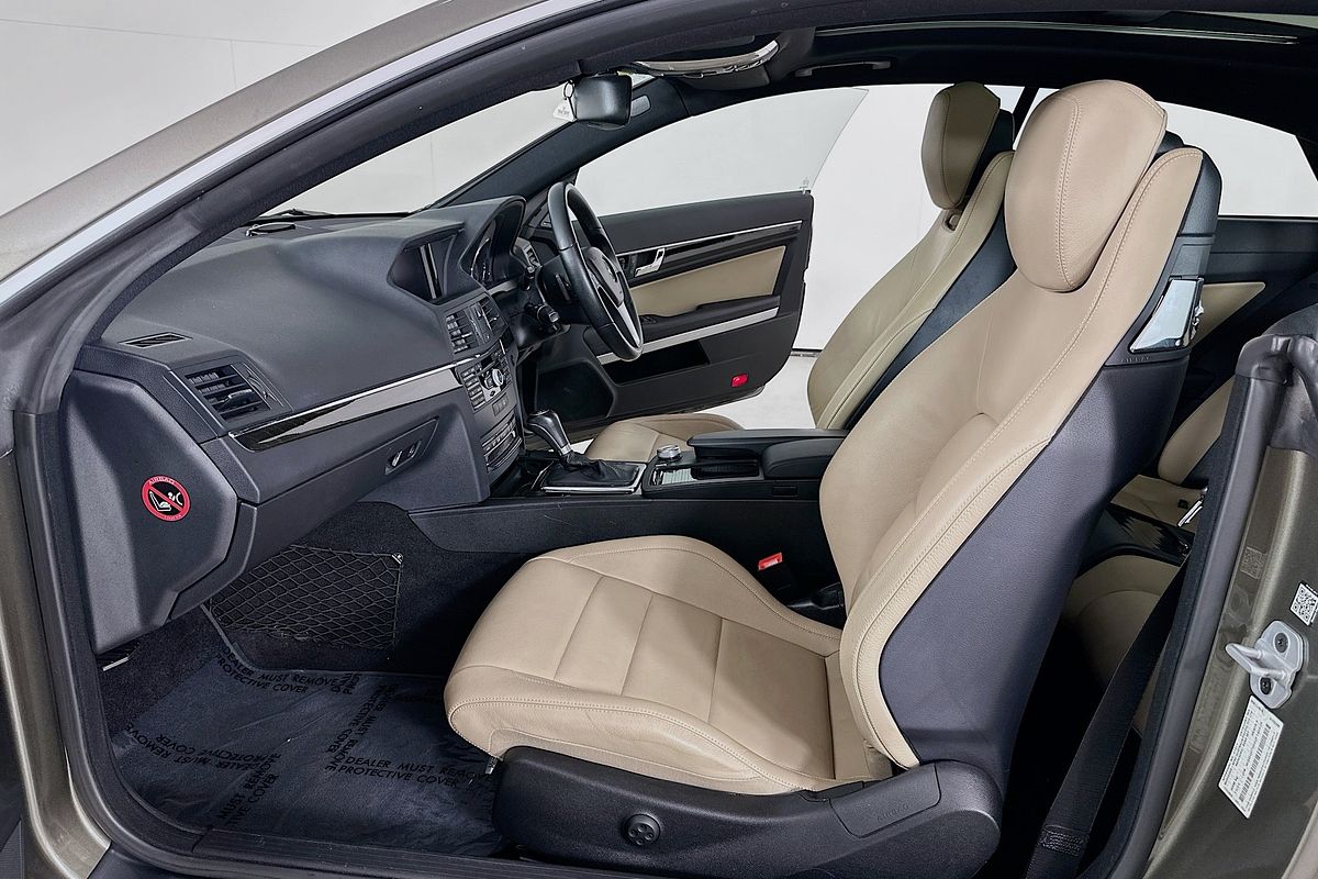 2011 Mercedes-Benz E350 ELEGANCE 207 MY11