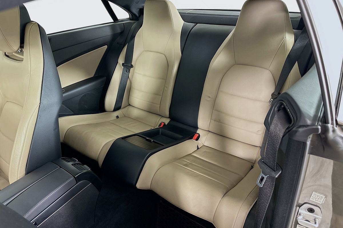 2011 Mercedes-Benz E350 ELEGANCE 207 MY11