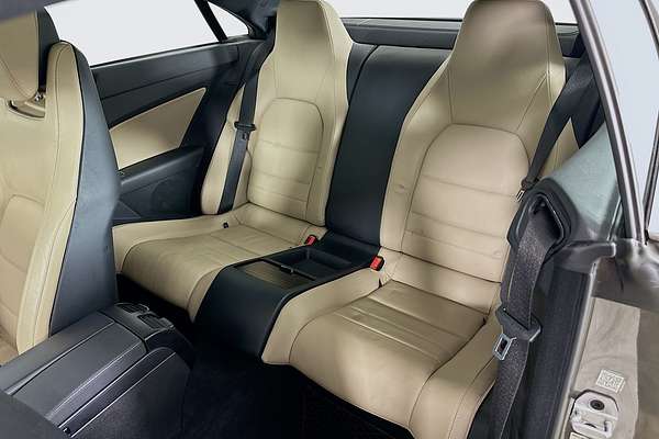 2011 Mercedes-Benz E350 ELEGANCE 207 MY11