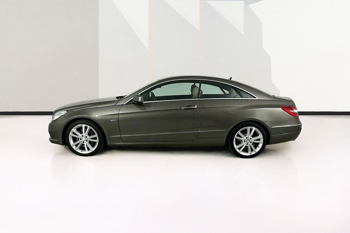 2011 Mercedes-Benz E350 ELEGANCE 207 MY11