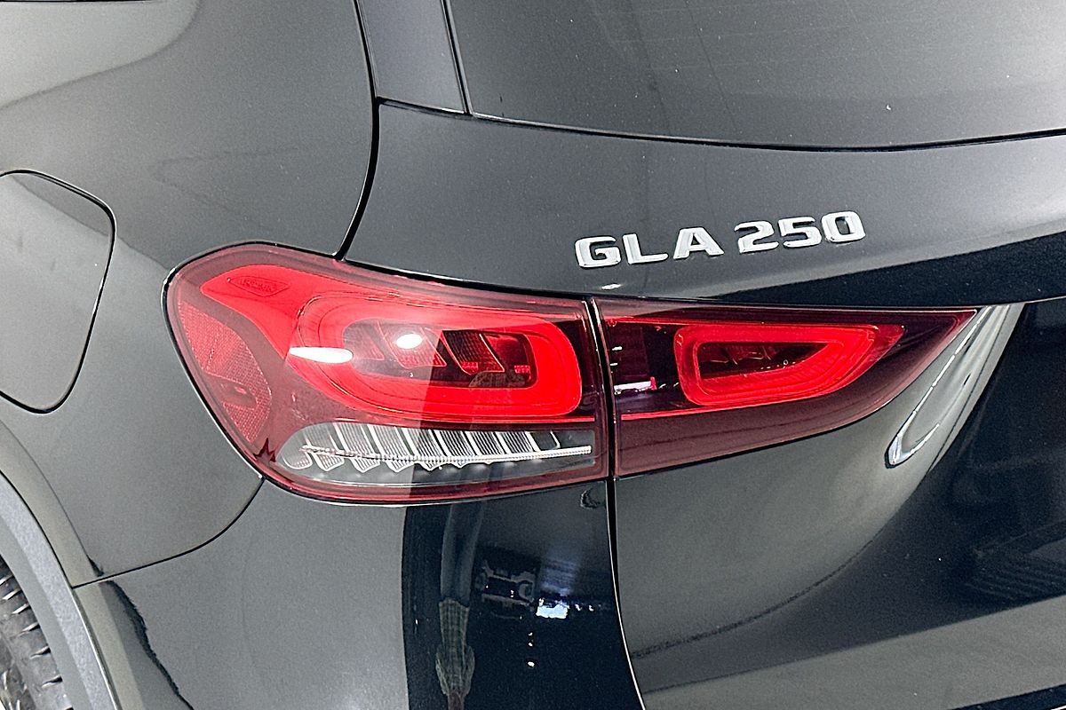 2022 Mercedes-Benz GLA 250 4MATIC H247 MY22