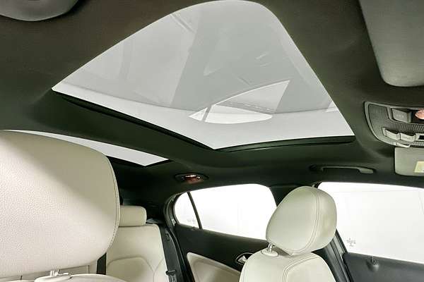 2017 Mercedes-Benz GLA 250 4MATIC X156 MY17