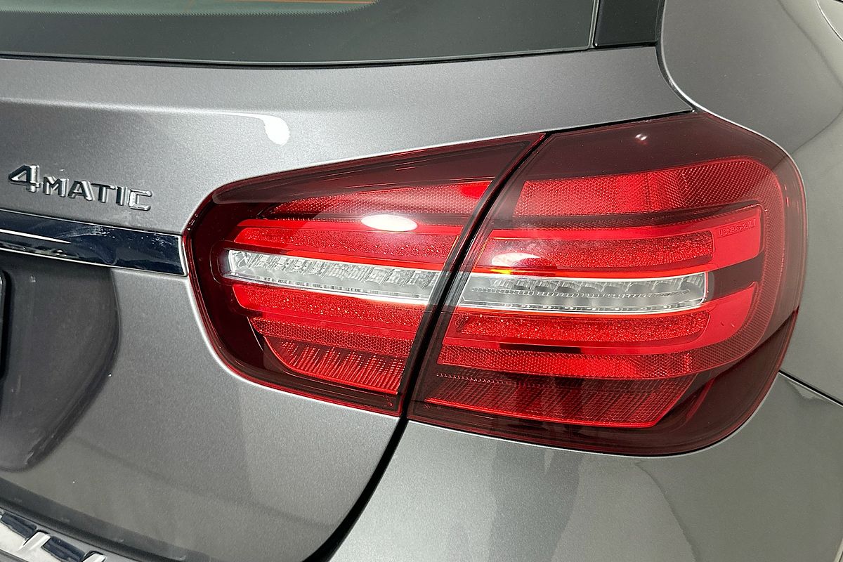 2017 Mercedes-Benz GLA 250 4MATIC X156 MY17