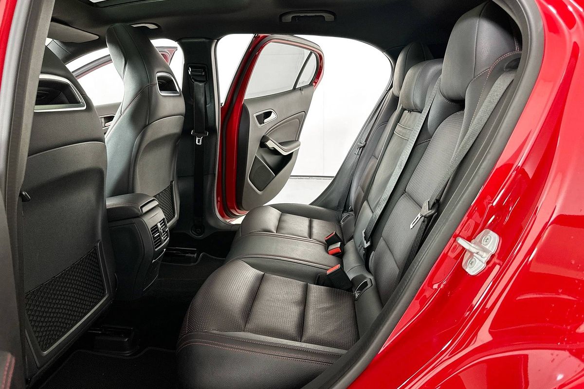 2017 Mercedes-Benz GLA-Class 250 4MATIC X156 MY17