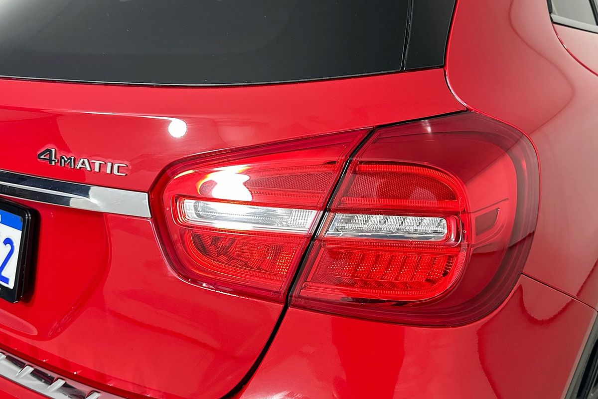 2017 Mercedes-Benz GLA-Class 250 4MATIC X156 MY17