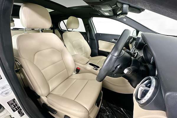 2016 Mercedes-Benz GLA 180 X156 MY16